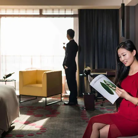 พูลแมน หนานจิง ลู่เกา แอร์พอร์ต โฮเต็ล Hotel นานกิง ภายนอก รูปภาพ